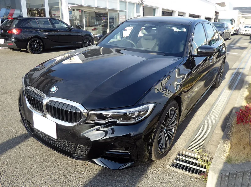 BMW 320i M Sport (G20), Limousine, schräg von vorn